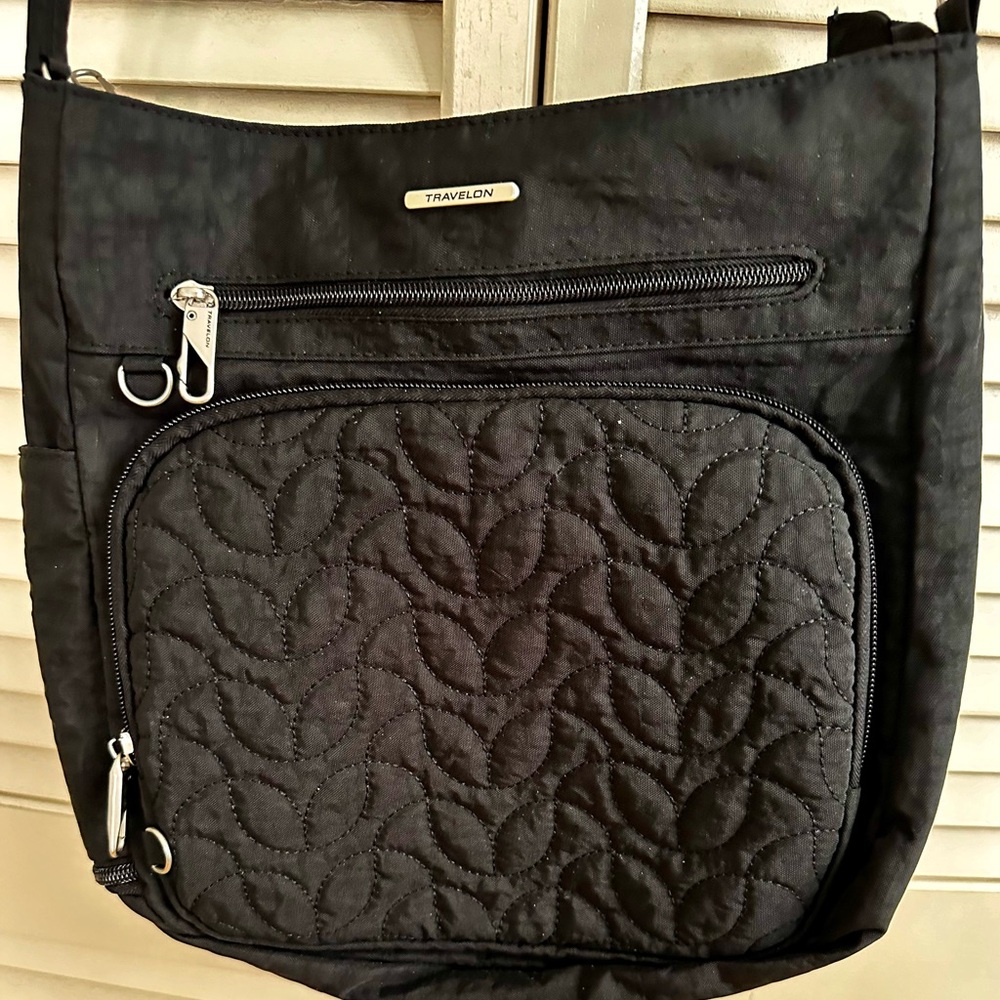Travelon Black Front-Quilted Crossbody travel or Campus Bag